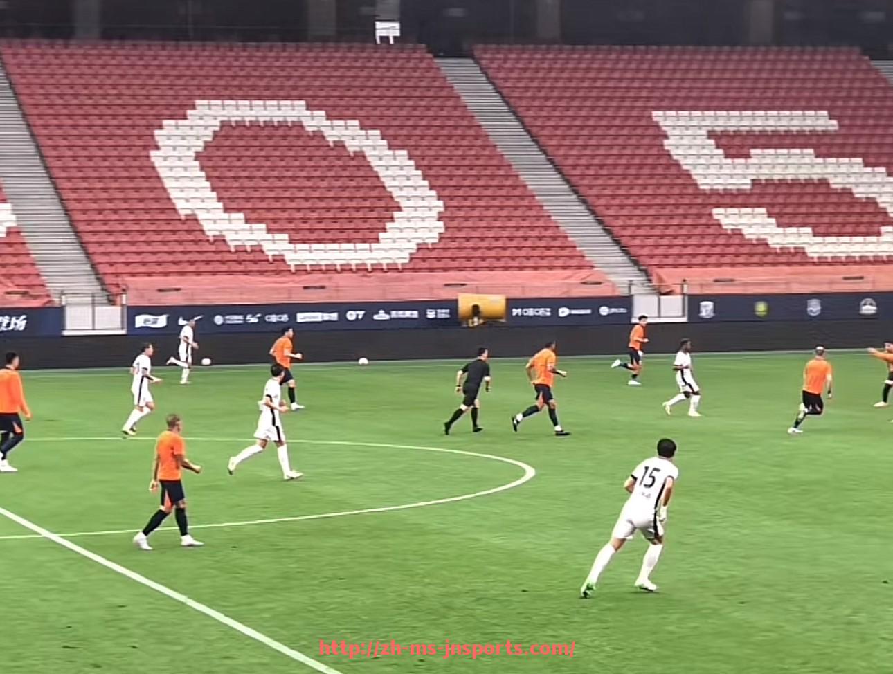 JN江南体育-世俱杯比赛暂停恢复时间控制标准与裁判执行指南